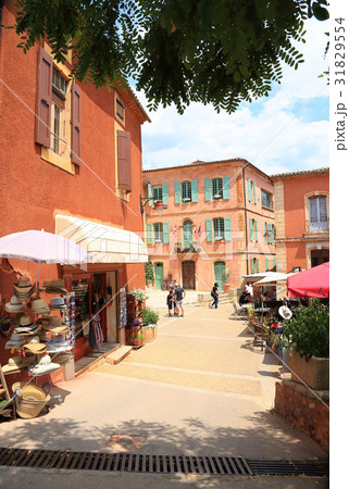 南仏、ルシオン 31829554