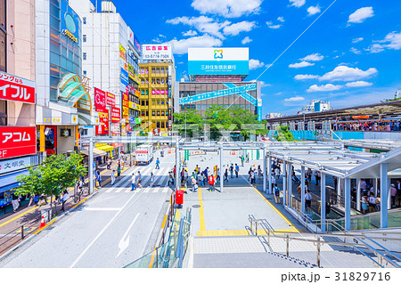 東京 中野駅 北口駅前の風景の写真素材