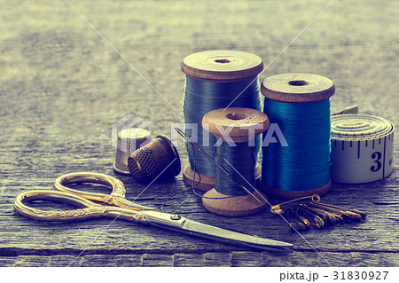 Sewing threads, coils 31830927