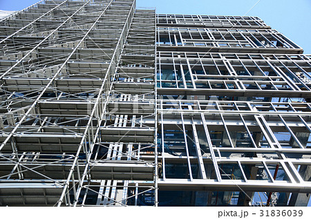 中高層ビル外壁工事、足場と軽鉄下地 中高層ビル外壁工事、足場と軽鉄下地 31836039