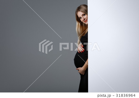 Beautiful pregnant woman Beautiful pregnant woman 31836964