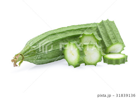 Luffa acutangula isolated on white background 31839136