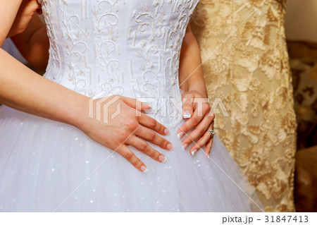 Bride's morning. young beautiful bride 31847413