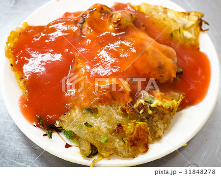 牡蠣オムレツ 蚵仔煎 料理人 31848278