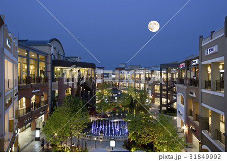 満月 ショッピングセンター 坡州市 31849992