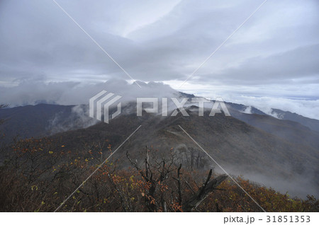 慶南 国立公園 霧 31851353
