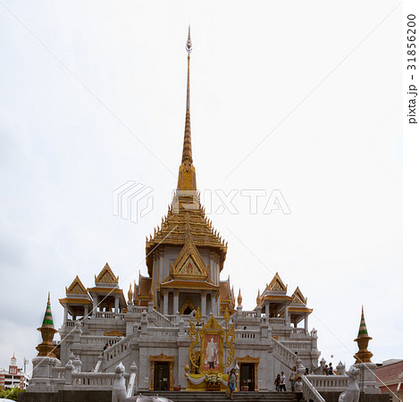 Golden Buddha at Temple names Wat Traimitr  31856200