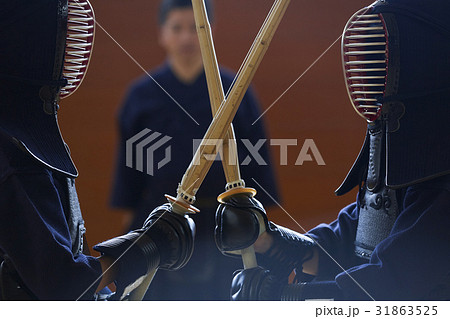 部活動イメージ　剣道　試合 31863525