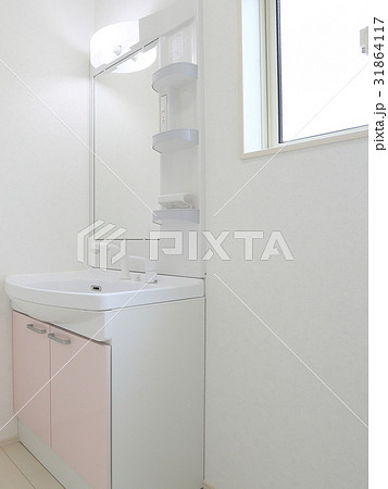 新築住宅 シャワー付洗面化粧台 31864117