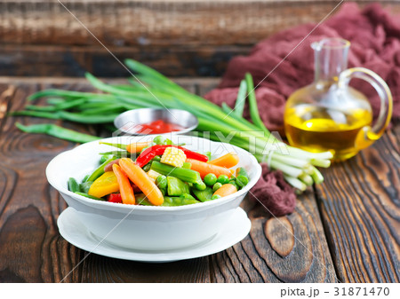mix vegetables mix vegetables 31871470