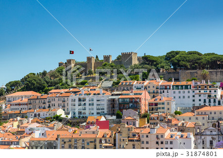 Aerial view of the red roofs of Alfama 31874801