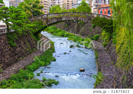 新緑の中島川石橋群（古町橋）　長崎 31875822