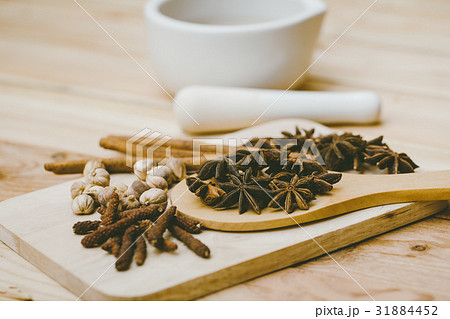 dried herb collection set. 31884452