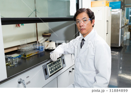 研究者　ドラフトチャンバー 31884899