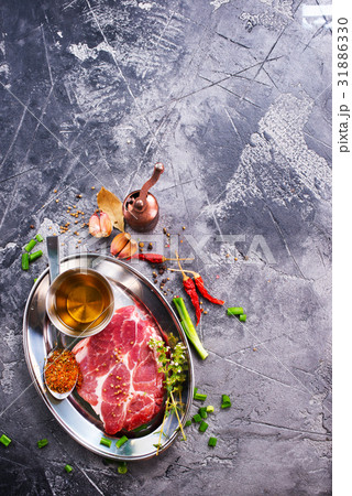 meat with spice meat with spice 31886330