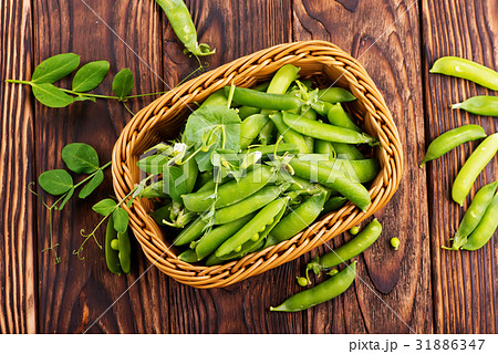 green peas green peas 31886347
