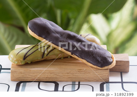 Green Tea and chocolate coating Eclair Green Tea and chocolate coating Eclair 31892399