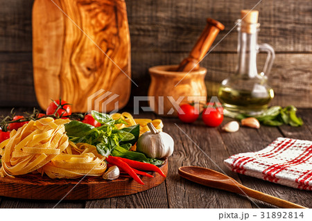 Products for cooking - pasta, tomatoes, garlic Products for cooking - pasta, tomatoes, garlic 31892814