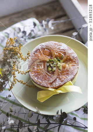 オレンジのタルトタタン 31893218