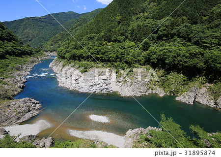 徳島県三好市　小歩危峡 31895874