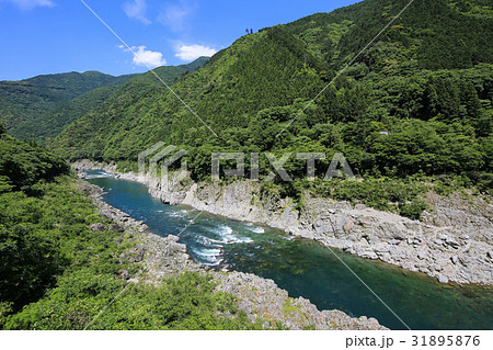 徳島県三好市　小歩危峡 31895876