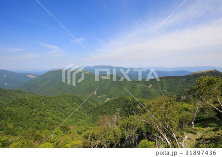 徳島県三好市　剣山　大劔神社からの風景 31897436