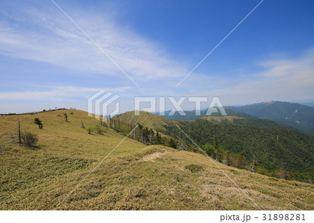 徳島県　剣山山頂　西側テラスからの風景 31898281