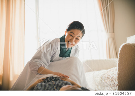 woman during pregnancy or shortly after childbirth 31904557