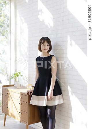 日本人の女性 31906804
