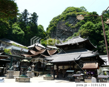 生駒、宝山寺境内の神秘的な雰囲気 生駒、宝山寺境内の神秘的な雰囲気 31911291