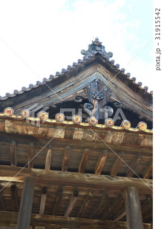 千畳閣(豊国神社・本殿)の屋根(厳島神社/広島県廿日市市宮島町) 千畳閣(豊国神社・本殿)の屋根(厳島神社/広島県廿日市市宮島町) 31915542