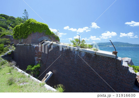 友ヶ島の遺構〜第二砲台〜 友ヶ島の遺構〜第二砲台〜 31916630