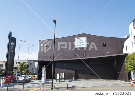 高円寺にある杉並区立杉並芸術会館「座・高円寺」(東京都杉並区) 高円寺にある杉並区立杉並芸術会館「座・高円寺」(東京都杉並区) 31922025