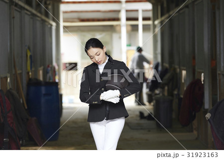 乗馬クラブ 女性 乗馬クラブ 女性 31923163