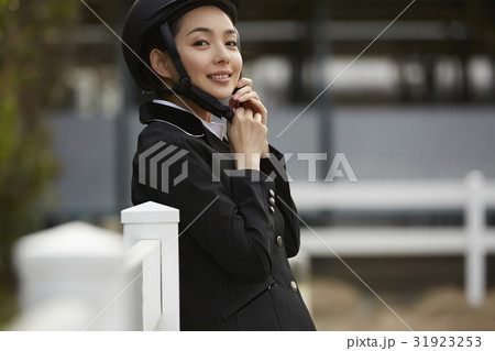 乗馬クラブ 女性 乗馬クラブ 女性 31923253