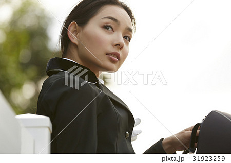 乗馬クラブ　女性 31923259