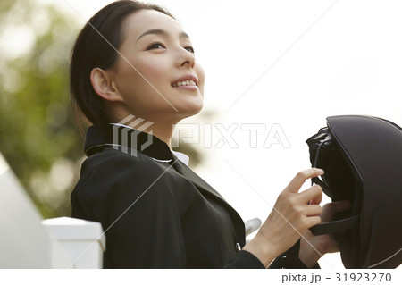 乗馬クラブ　女性 31923270