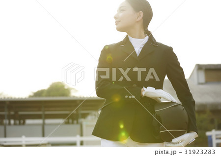 乗馬クラブ 女性 乗馬クラブ 女性 31923283