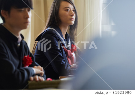 卒業　教室　ホームルーム　女子 31923990