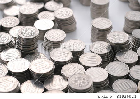 100円玉の集合写真 31926921