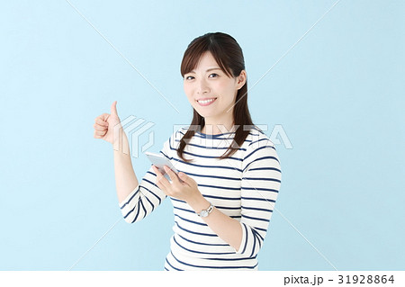 女性・ブルーバック 女性・ブルーバック 31928864