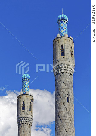 Mosaic minarets of the cathedral mosque 31932230