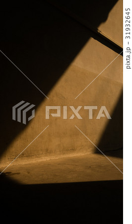 Silhouette concrete ground. 31932645
