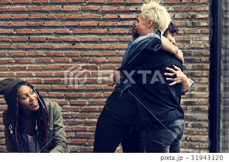 Women Hug Together Friendship Meet Happiness 31943120