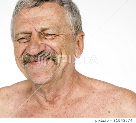 Man doing shirtless close up photoshoot in studio 31945574