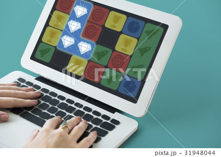 Diamond Brilliant Spaceship Target Arrow Matching Game Diamond Brilliant Spaceship Target Arrow Matching Game 31948044