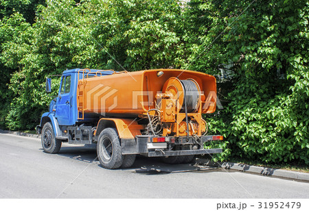 special car for laying electric cable 31952479