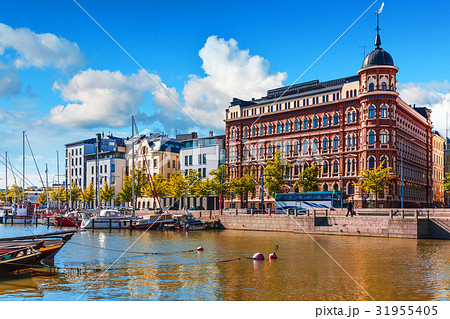 Old Town pier in Helsinki, Finland 31955405