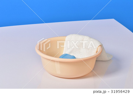 タオルと桶と石鹸の写真素材 [31956429] - PIXTA