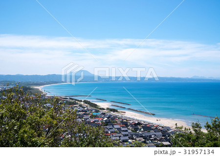 出雲市大社町、奉納山からみた三瓶山 出雲市大社町、奉納山からみた三瓶山 31957134
